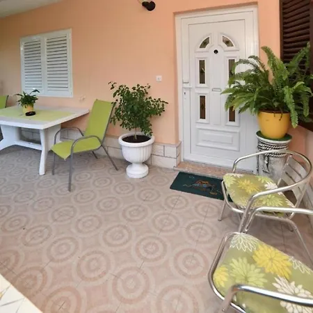 Appartamento Nina&lana - With Private Garden