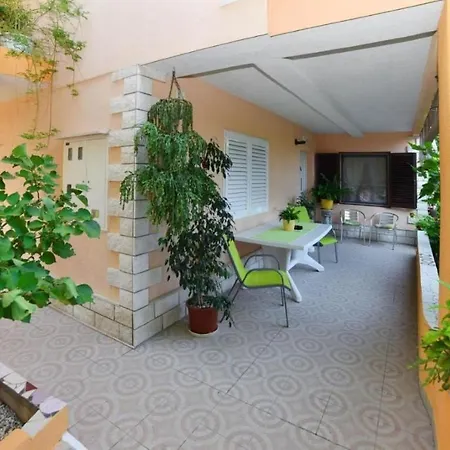 Appartamento Nina&lana - With Private Garden *